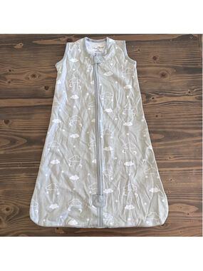 Baby Mama Cheetah Gray White Cloud Sleep Sack 0-6 Months